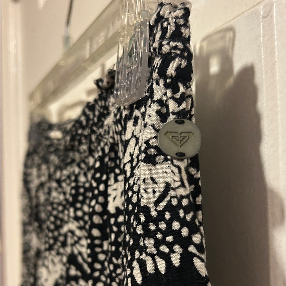 Roxy Black + White Patterned Maxi Skirt - Picture 4 of 6